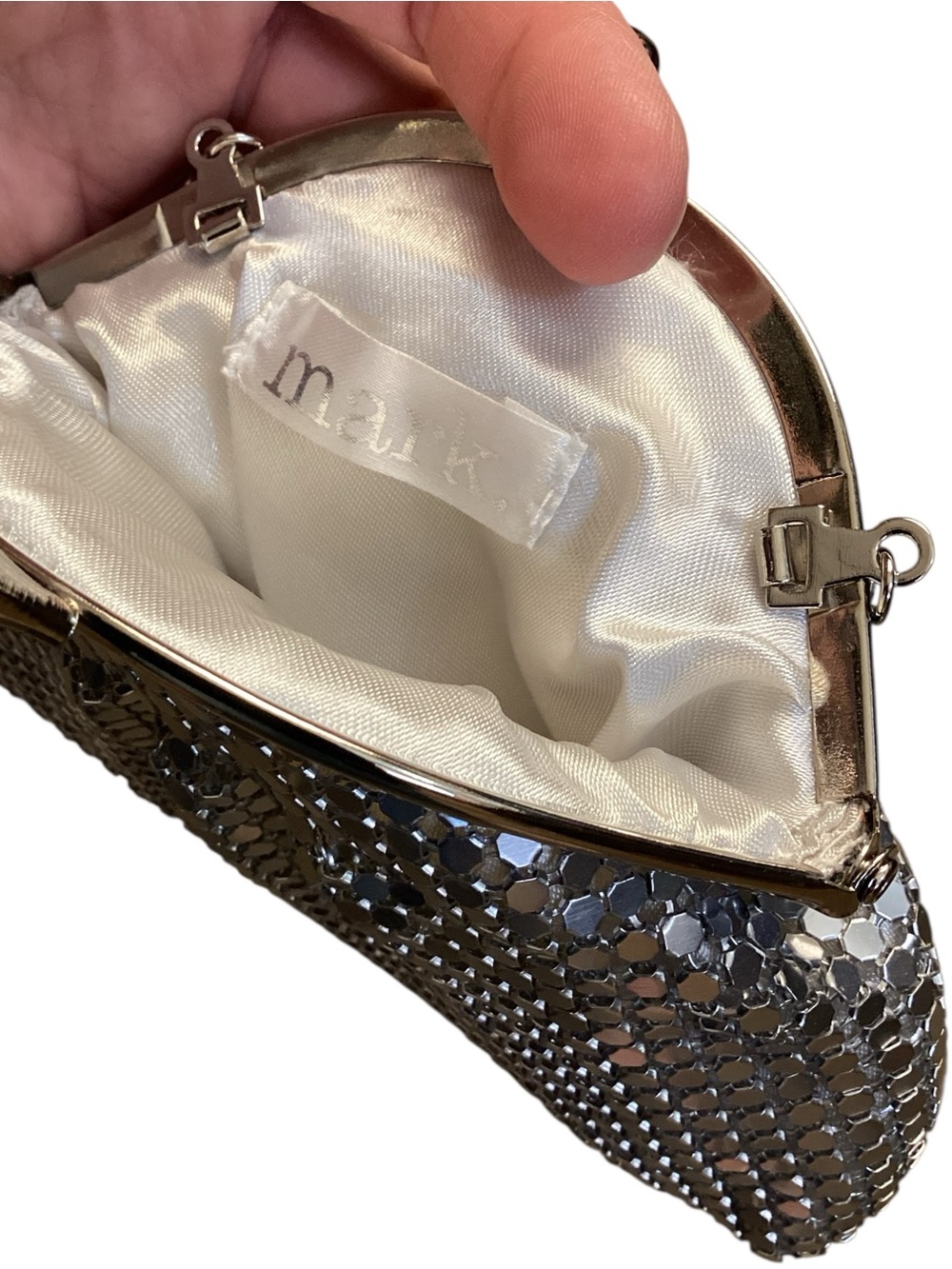 Mark. Silver Metal Mesh Evening Bag Kiss Lock Clutch Chain Strap Y2K Disco Glam - Picture 3 of 10